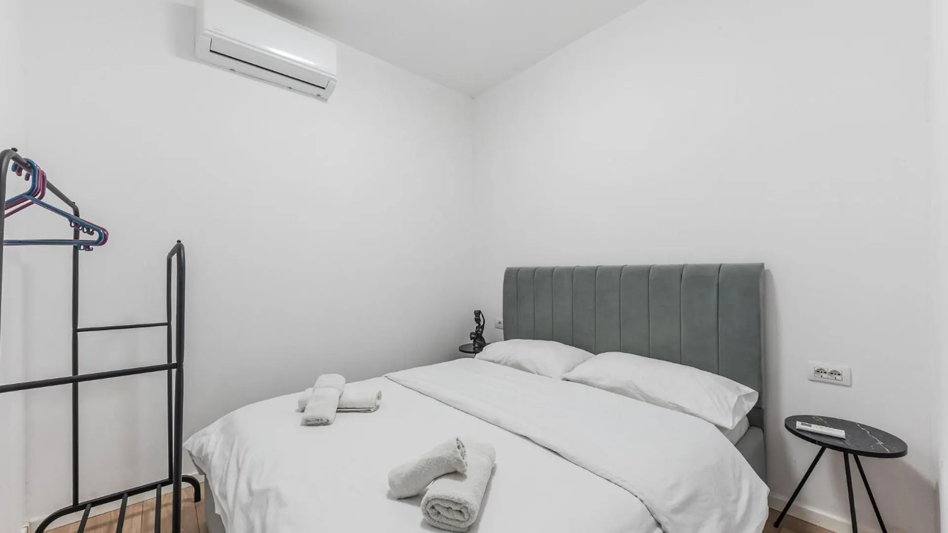 Cozy Center Apartment 500Mbs Durrës 0*,